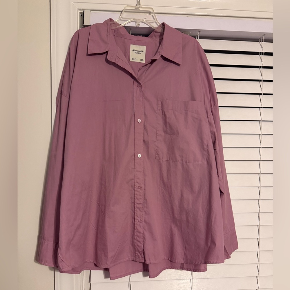 Abercrombie & Fitch Men's Lavender-Pink Button Down Shirt oversized